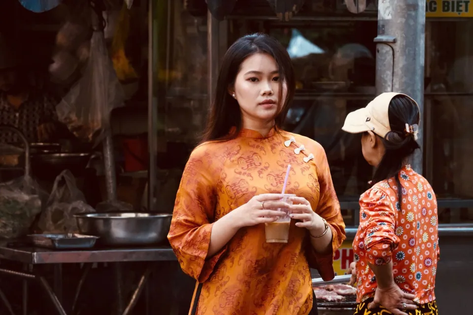 Phin cà phê đang nhỏ giọt